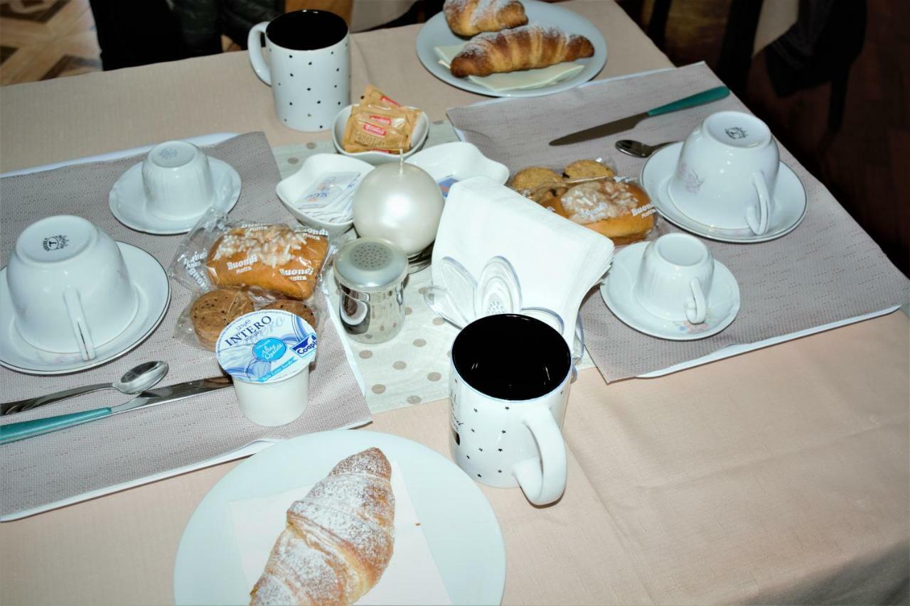 B&B Kenzia Olbia Bagian luar foto